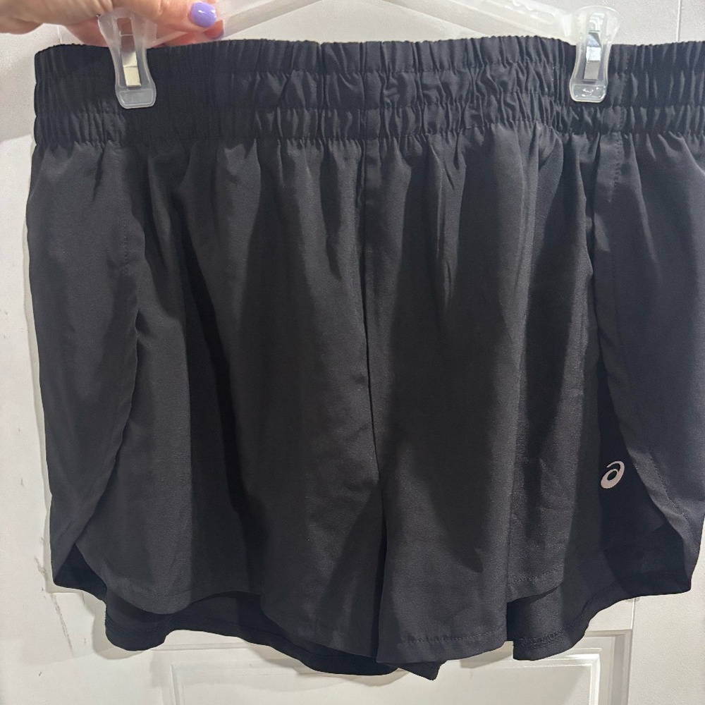 ASICS Women's Black Running SHORT Size XL